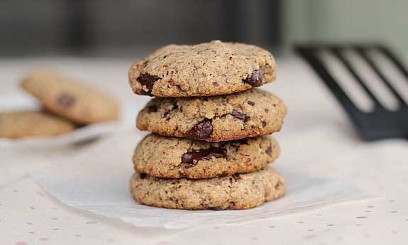 Paleo Chocolate Chip Cookies